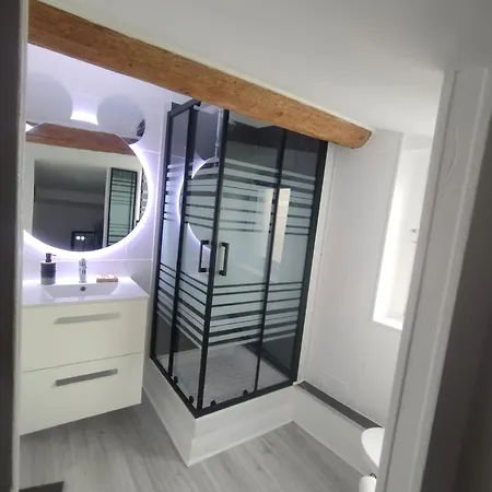 Cinema Prive Maison Cosy Romantique Semesterbostad Riom